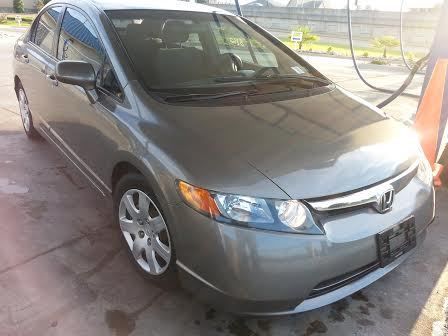 2007 honda civic clean! (gray)