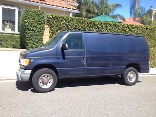 2001 dark blue ford e350 super duty van