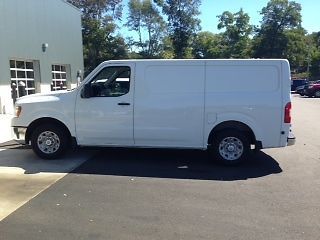 2013 nissan nv2500 s standard cargo van 3-door 4.0l