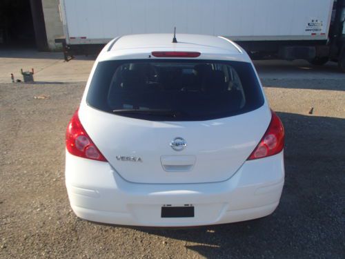 2012 Nissan Versa S 47k clean title, **BODY MAN SPECIAL NEEDS WORK NO RESERVE**, image 7