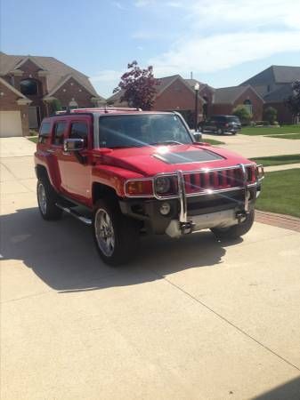 Red 2008 h3 hummer, heated seats, air conditioning, leather seats