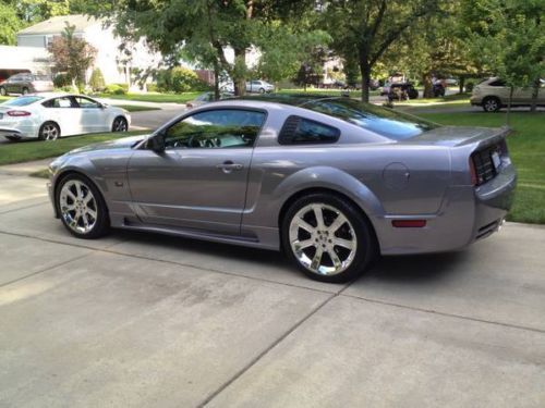 2006 ford mustang gt coupe 2-door 4.6l