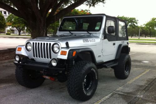 2004 jeep wrangler sport utility 2-door 4.0l