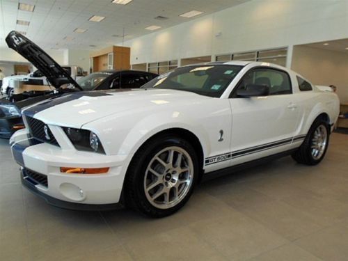2008 ford mustang shelby gt500 - 200 miles no reserve!!!