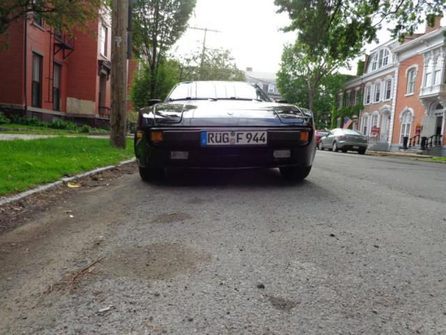 Porsche 944 base coupe 2 door