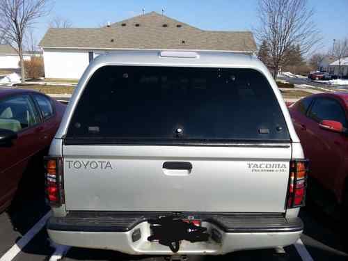 2002 toyota tacoma pre runner crew cab pickup 4-door 3.4l