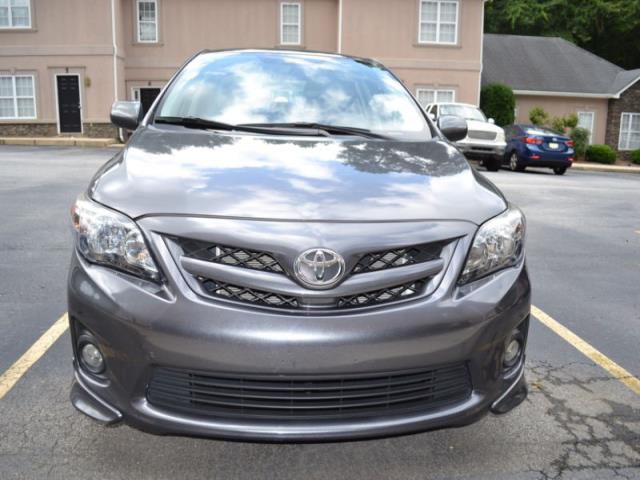 2013 toyota corolla s sedan 4-door