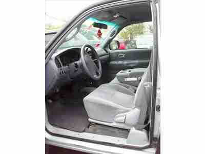 SR5-4WD-4dr ACCESS CAB-TONNEAU COVER-BEDLINER, image 5