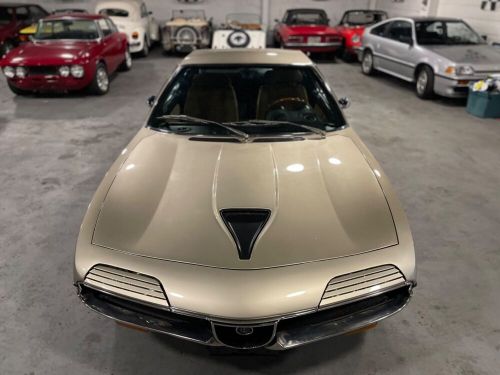 Alfa Romeo Montreal