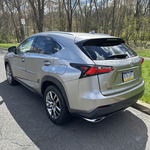 2015 lexus nx f sport navi loaded accident free non-smoker!!