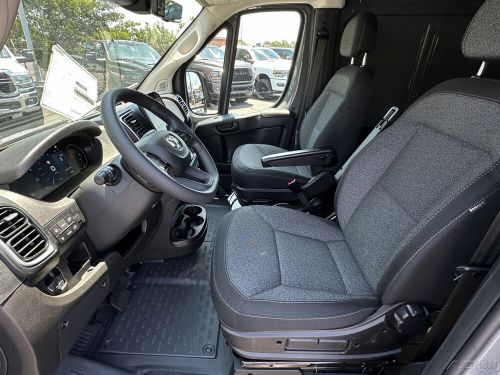 2024 ram promaster slt+ 2500
