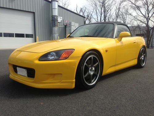 2001 honda s2000 base convertible 2-door 2.0l