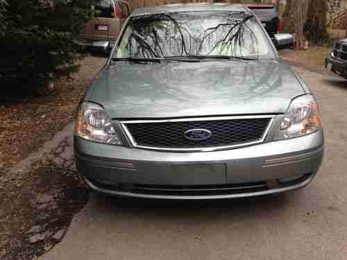 2005 Ford Five Hundred SEL Sedan 4-Door 3.0L, image 4