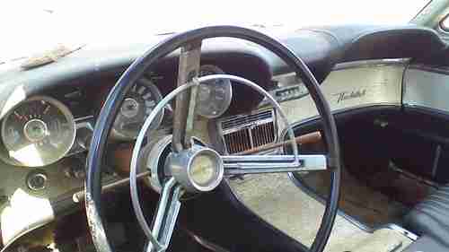 1963 Ford Thunderbird Barn Find,One Owner Loaded,rare color,parts car restore,62, image 9