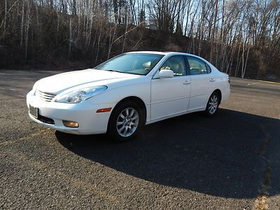 03lexus/es300/leather/sun roof/mint condition/loaded runs perfect/no reserve