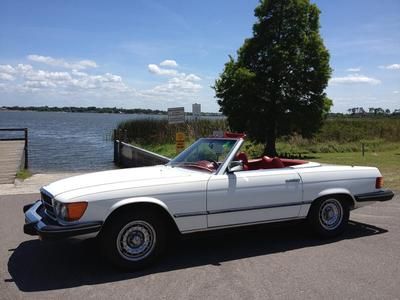 Mercedes-benz 450sl convertible white w/ red interior very low miles great shape