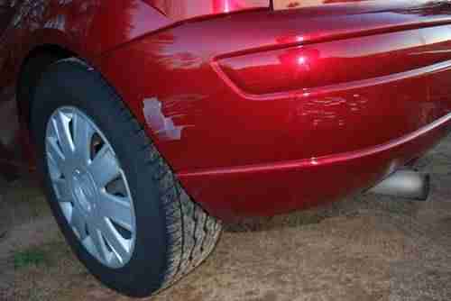 2005 Ford Focus ZX3 Hatchback 3-Door 2.0L, image 4