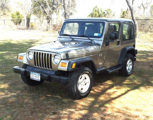 2004 jeep wrangler x sport utility 2-door 4.0l