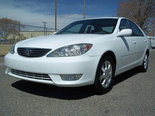 2005 toyota camry xle sedan 4-door 3.0l