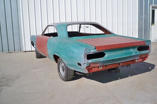 1970 plymouth road runner 383 4 speed