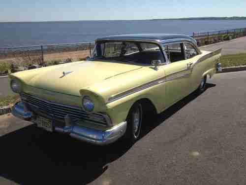 1957 Ford Fairlane 500, US $14,900.00, image 2
