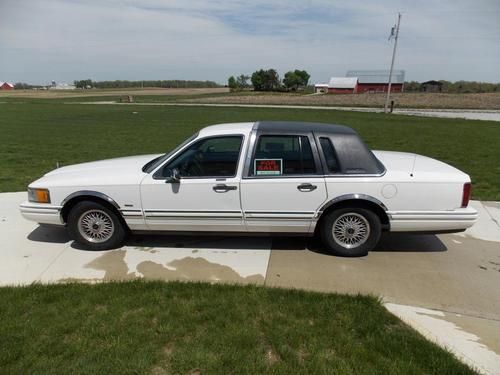 1994 lincoln, congressional town sedan