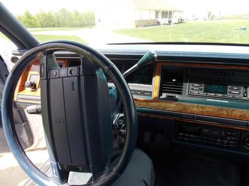 1994 Lincoln, Congressional Town Sedan, US $2,250.00, image 20