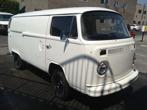 1974 volkswagen panel bus