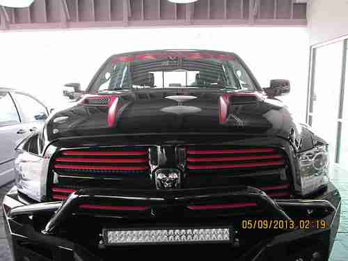 RAMBO EDITION RAM 1500 SPORT CREW CAB 4X4, image 2