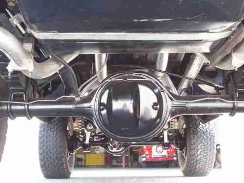 Gorgeous High Quality Fully Restored Classic 1969 Bronco 4WD Ready to Show 'N Go, image 10