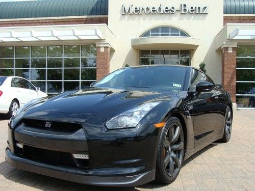 2011 gt-r black-black!