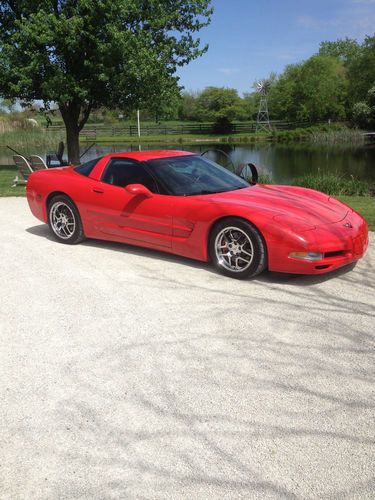 2000 chevrolet corvette base coupe 2-door 5.7l