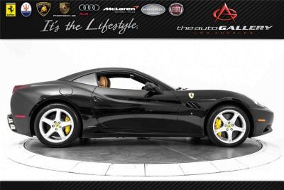 2011 ferrari california convertible 2-door 4.3l