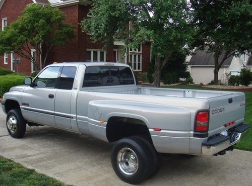 ***1999 dodge ram 3500 cummins diesel; x-cab; 4x4; 5-spd; 36k original miles***