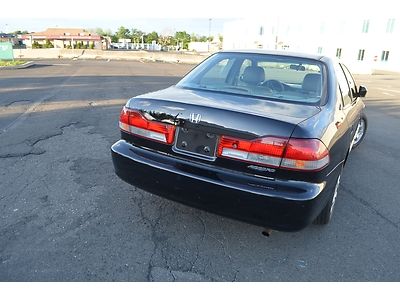 2002 HONDA ACCORD EX LEAHTER , ONE OWNER , NO ACCIDENTS, image 8