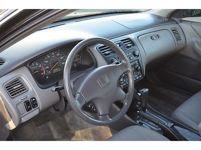 2002 HONDA ACCORD EX LEAHTER , ONE OWNER , NO ACCIDENTS, image 21