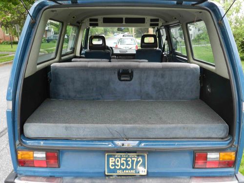 1985 Volkswagen Vanagon GL Standard Passenger Van 3-Door 1.9L, image 5