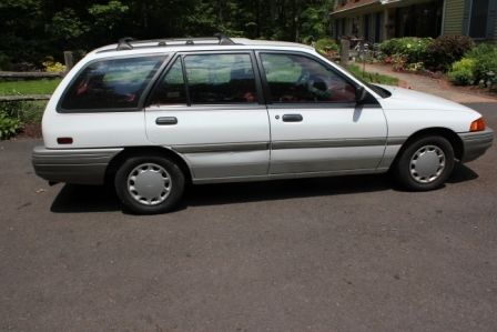 1992 ford escort lx wagon 4-door 1.9l