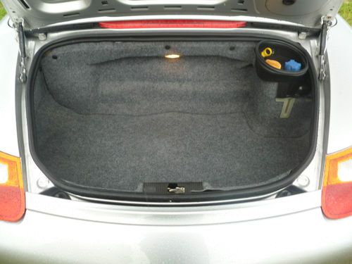 PORSCHE BOXSTER AUTOMATIC LOW MILES PALM BEACH CAR NO RESERVE, image 21