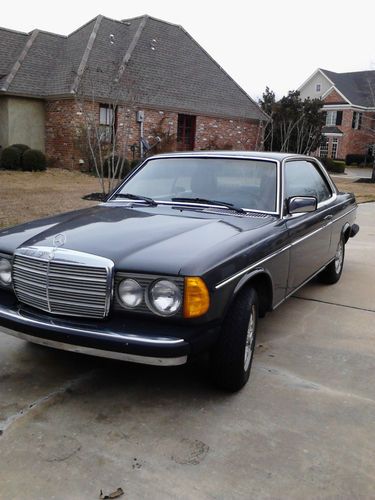 1979 mercedes 300cd 2 dr.