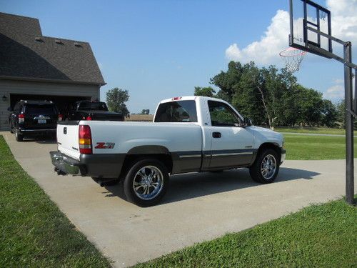 1999 Chevrolet Silverado 1500 LS Standard Cab Pickup 2-Door 5.3L, US $6,300.00, image 2