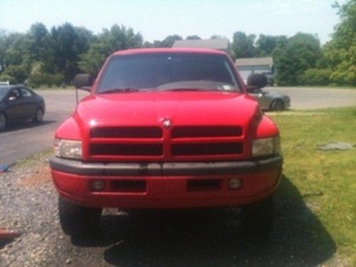 1998 dodge ram 1500 sport 5.2  4x4