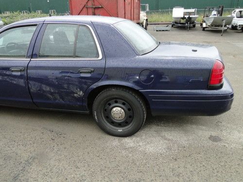 2008 Ford Crown Victoria Police Interceptor - Retired Police Vehicle, image 5