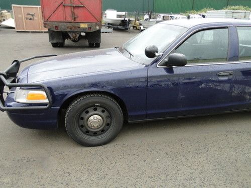 2008 Ford Crown Victoria Police Interceptor - Retired Police Vehicle, image 6