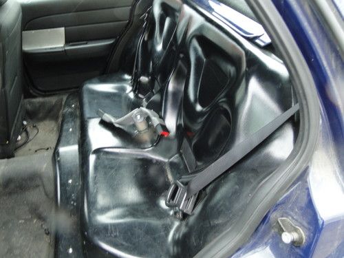 2008 Ford Crown Victoria Police Interceptor - Retired Police Vehicle, image 9