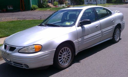 2001 pontiac grand am se sedan 4-door 2.4l