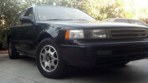 1991 nissan maxima se sedan 4-door