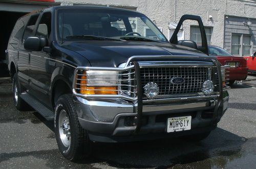 2000 ford excursion xlt sport utility 4-door 6.8l  4x4 80,400  miles best offer