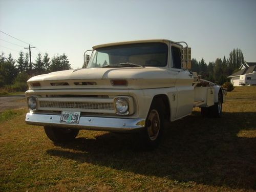 "the world's fastest hippie" 1964 chevrolet ramp truck, nostalgia drag race