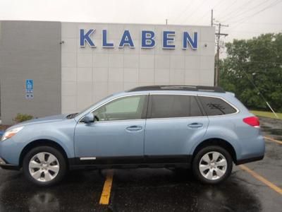 2010 subaru outback premium awd 2.5i one-owner clean!